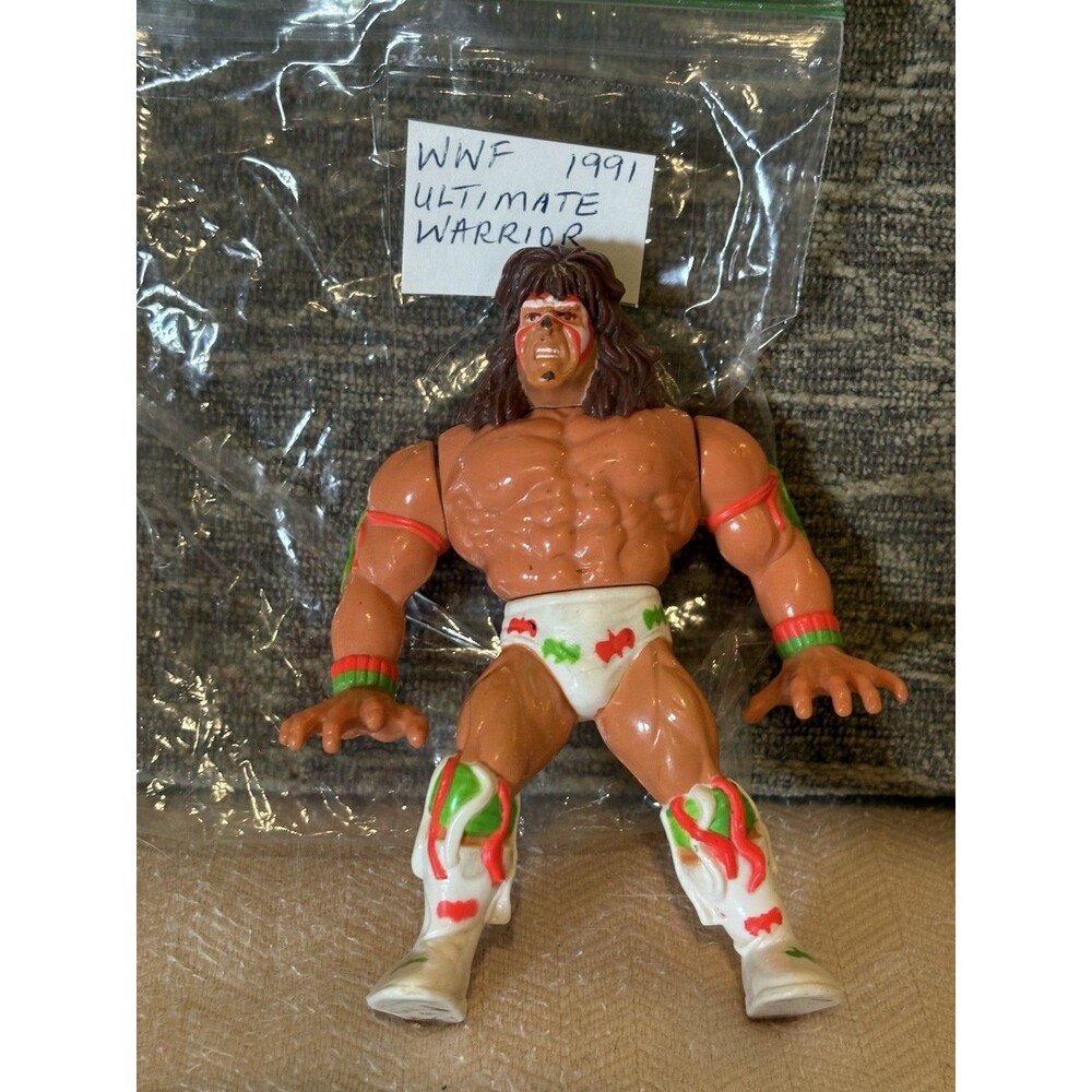 Vintage 1991 WWF Action Figure The Ultimate Warrior Hasbro Titan Wrestling Toy